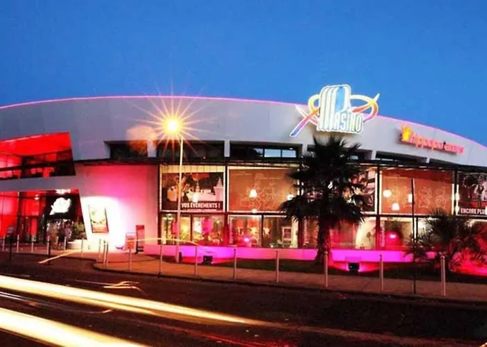 公寓 Le Dina Robin, 5mn A Pied, Wi-fi, Parking Prive A 5 Min *