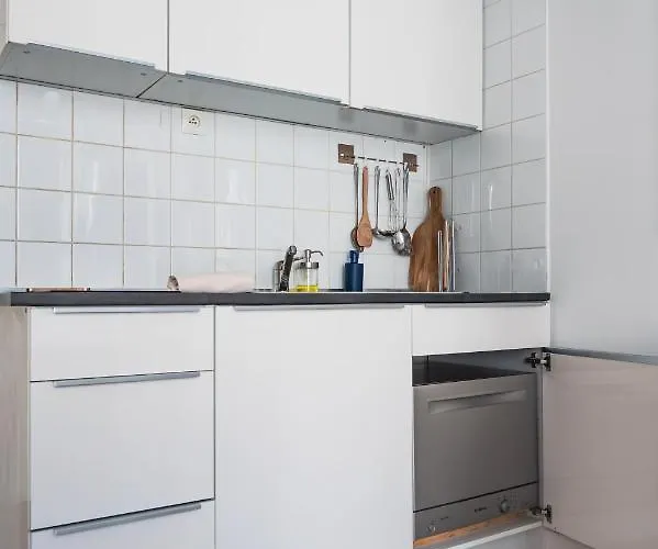 Le Dina Robin, 5mn A Pied, Wi-fi, Parking Prive A 5 Min * 拉格朗德默特