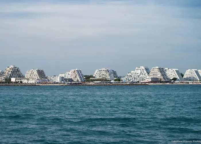 Le Dina Robin, 5mn A Pied, Wi-fi, Parking Prive A 5 Min La Grande-Motte